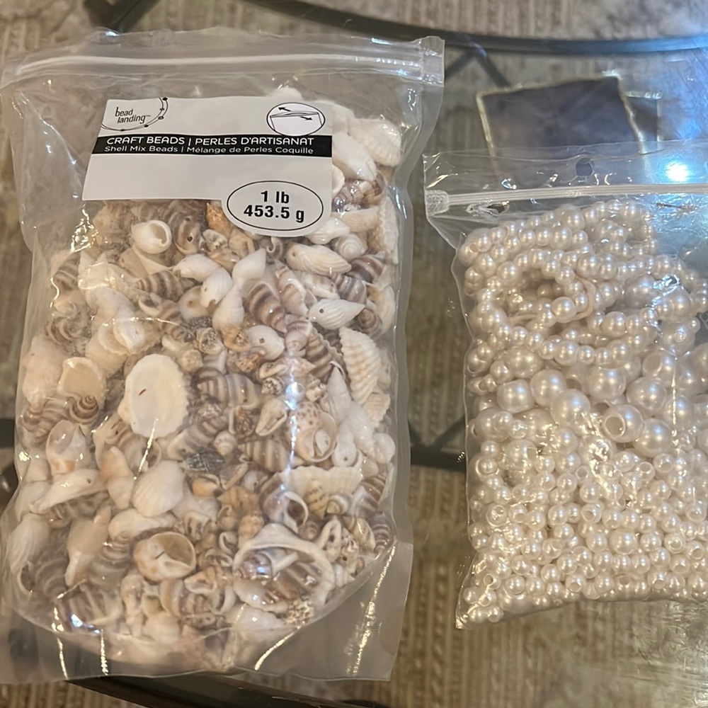 Pearl and seashell beads 🐚